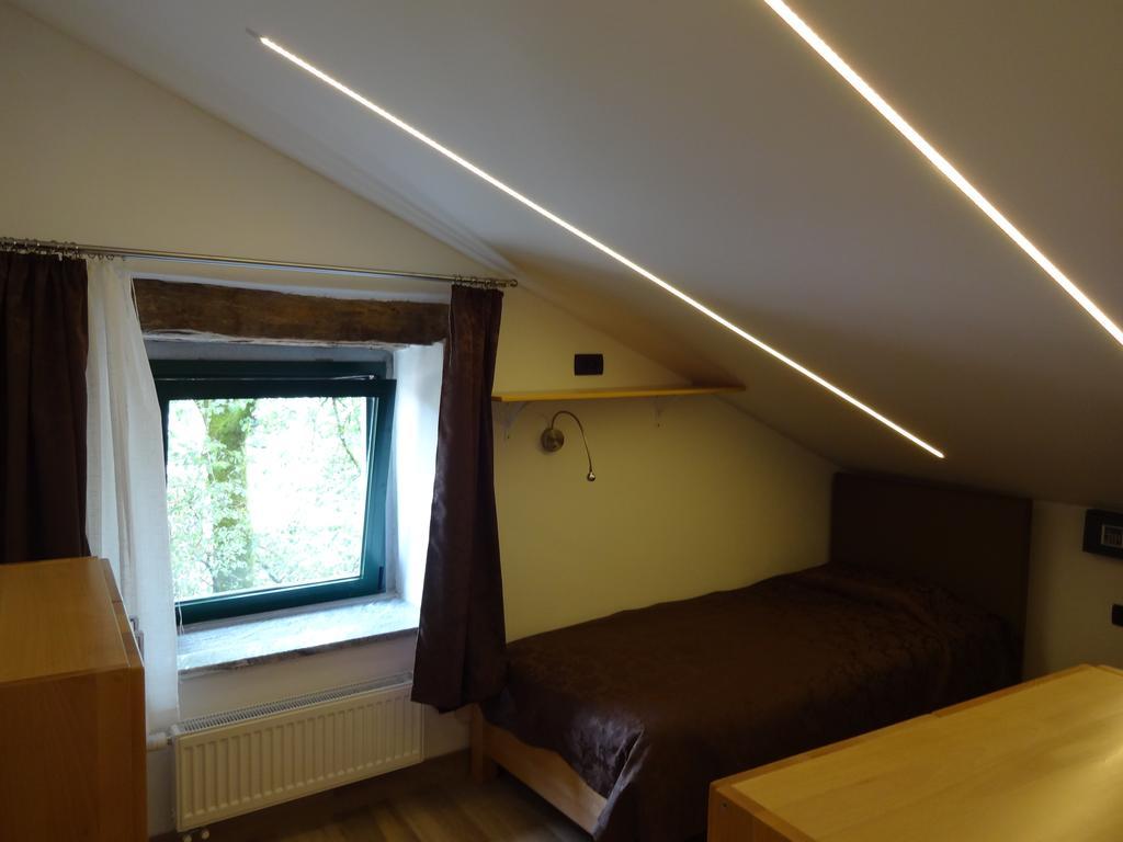Fedrig Private Rooms & Apartment Kobarid Eksteriør bilde